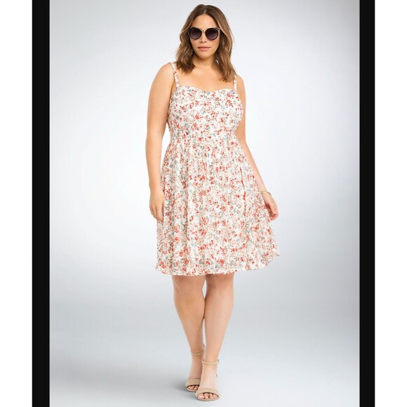 Torrid Lace Dress 3X 22 24 White Floral Overlay Sweetheart Neck Lined Ditsy EUC - Picture 2 of 16